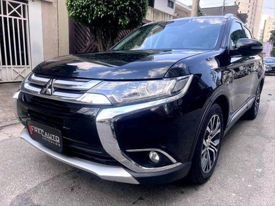 MITSUBISHI OUTLANDER 2.0 COMFORT 16V GASOLINA 4P AUTOMÁTICO MITSUBISHI OUTLANDER 2.0 COMFORT 16V GASOLINA 4P AUTOMÁTICO